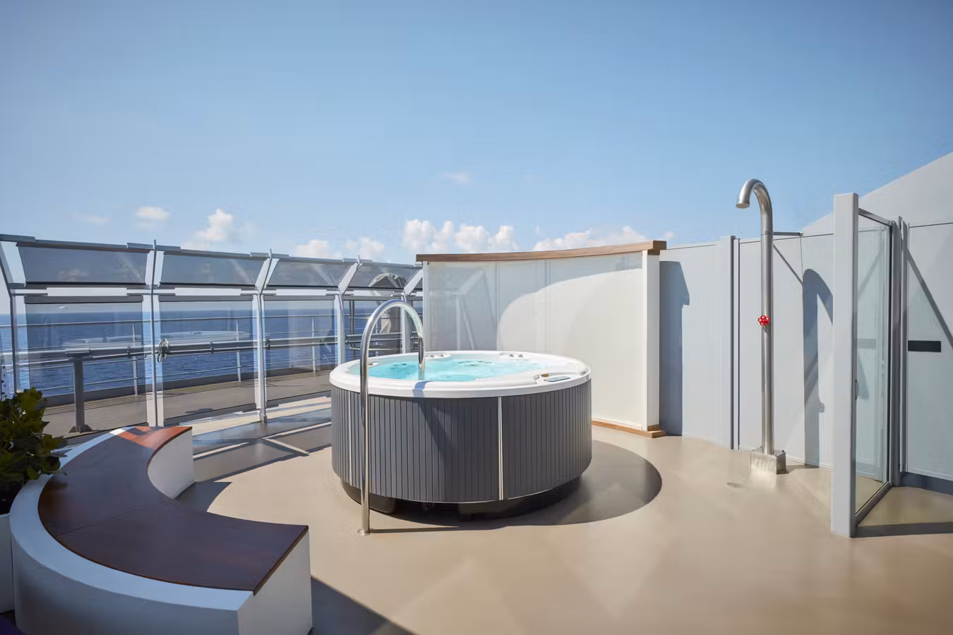 Massive Suite view 2